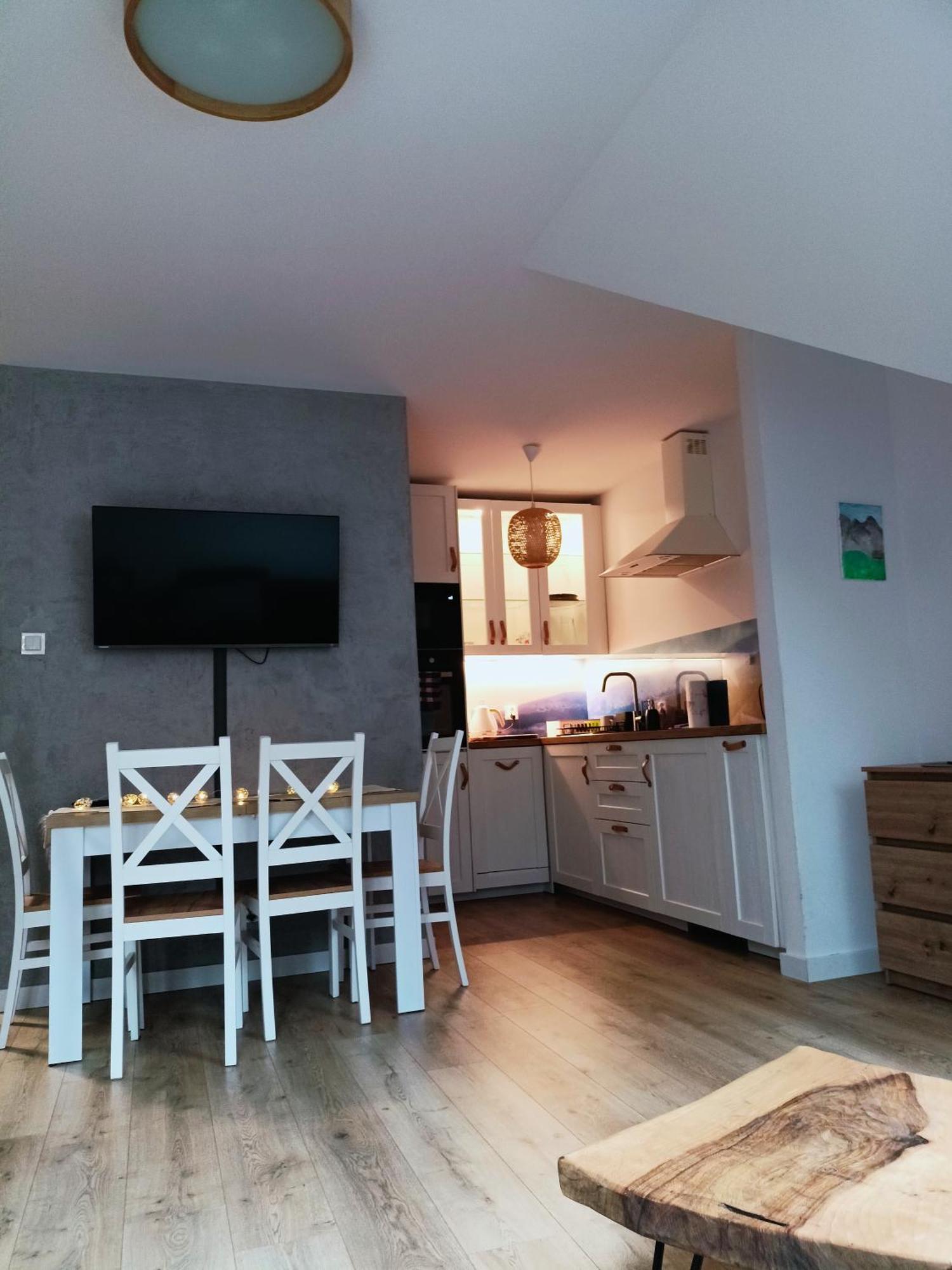 Szum Lomnicy Appartement Karpacz Buitenkant foto